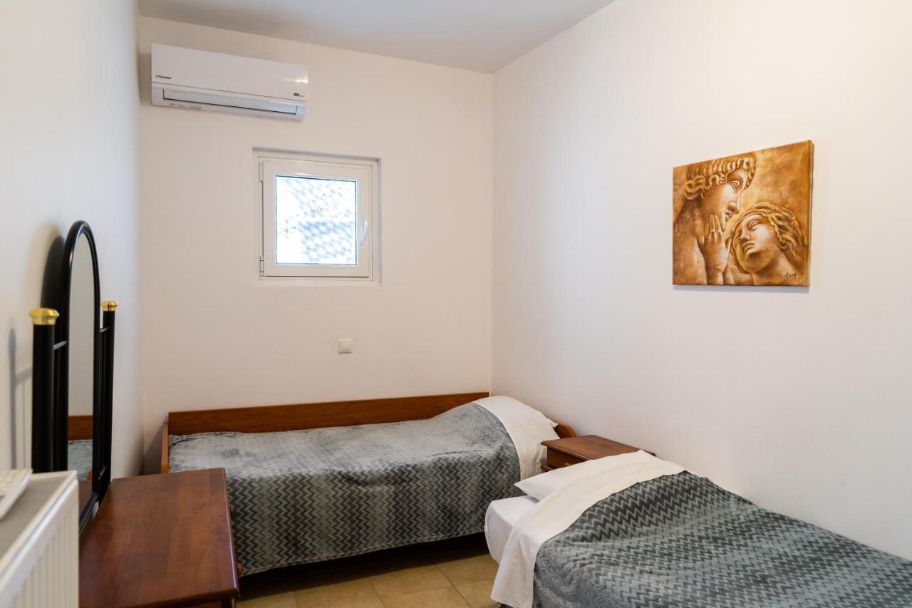 Apartmán Aroma Cavas Pýrgos Exteriér fotografie