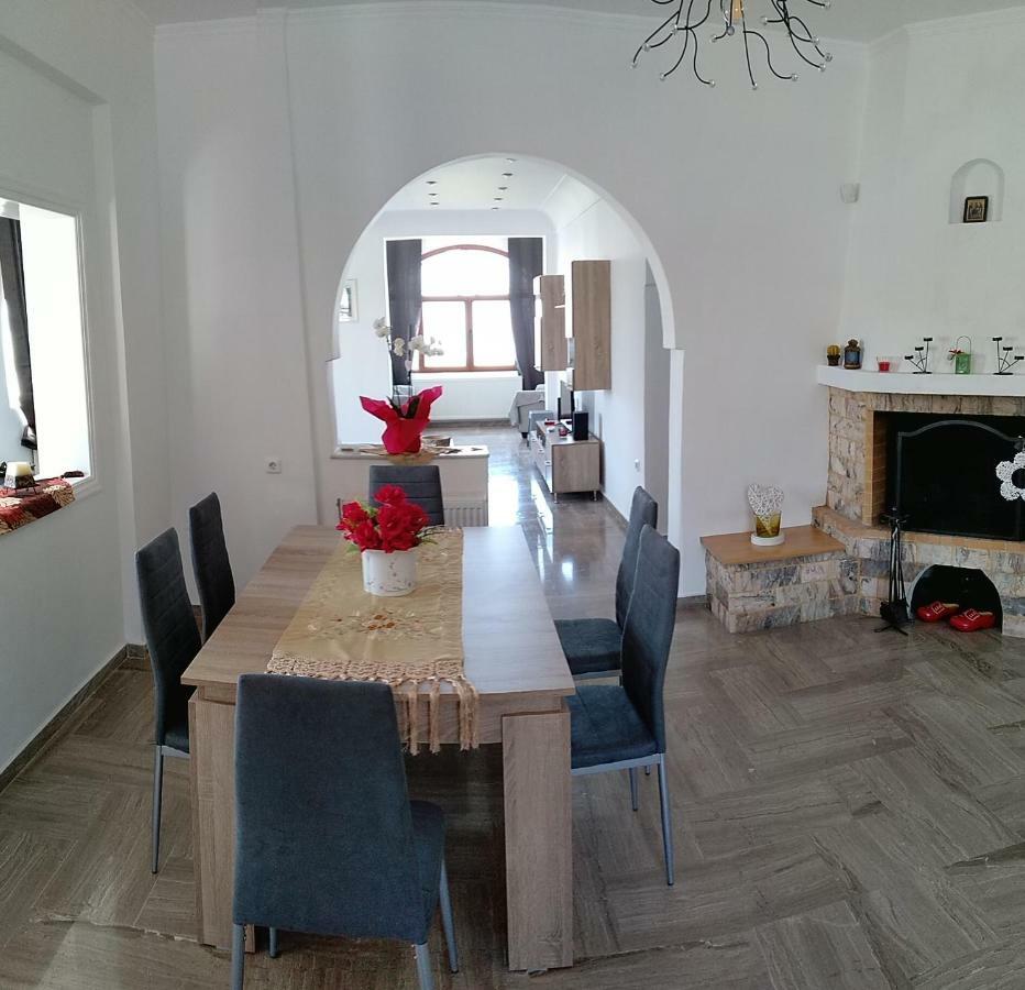 Apartmán Aroma Cavas Pýrgos Exteriér fotografie